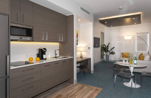 Estate Enighed Hotel | Suite 7 Reduced Rates for Summer