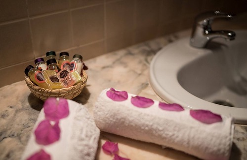 Ait Hamid Cama Y Desayuno | Suite Junior - Coraline