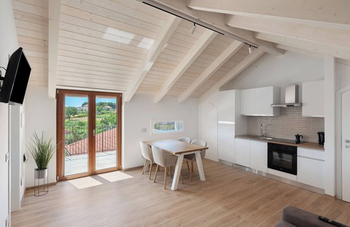 Bomerano Apartamento | Suite Le Orchidee con Vista a la Montaña, Wi-Fi y Aire Acondicionado