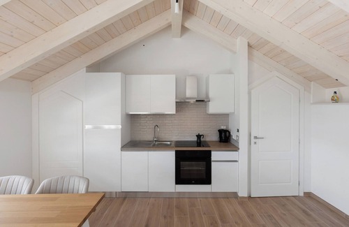 Bomerano Apartamento | Suite Le Orchidee con Vista a la Montaña, Wi-Fi y Aire Acondicionado