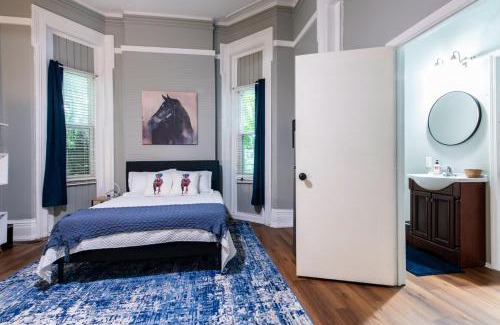 Smoketown Jackson Casa | Suite near downtown Louisville, KY - Suite II