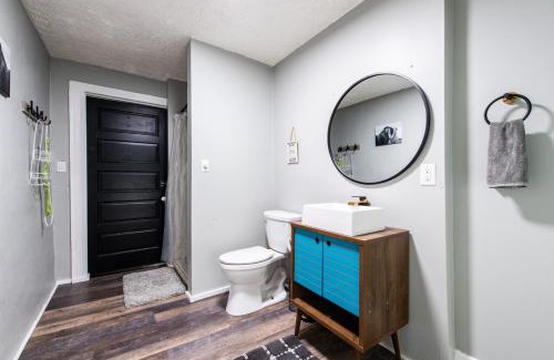 Smoketown Jackson Casa | Suite near downtown Louisville, KY - Suite X