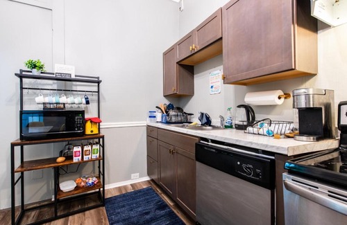 Smoketown Jackson Casa | Suite near downtown Louisville, KY - Suite XII