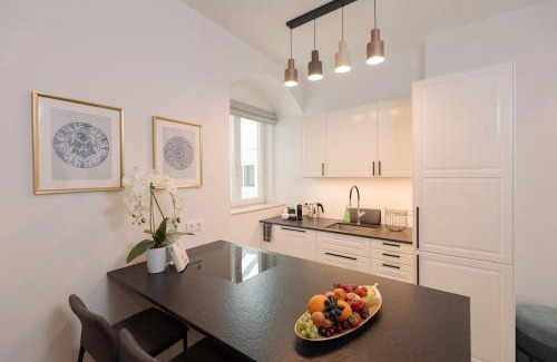 Old Town Apartamento | Suite Nr 3 - J26 LUXURY APARTHOTEL, Jauniela 26 Old Riga - Great View & Top Location - 2 Bedrooms - 80 m2