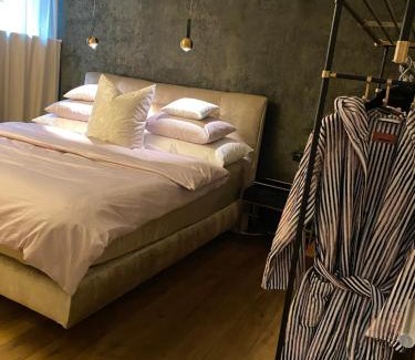 Muhlebach Apartamento | Suite3, 7 min walk from Christmas market