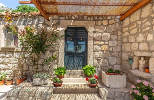 Trsteno Cabaña | Summer Cottage