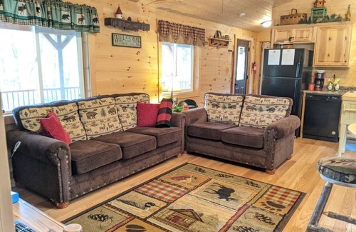 Necedah Cabina | Summer Fun in Necedah WI at Lazy Moose Lodge!