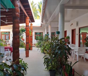 Thoddoo Hotel | Summer Sky Thoddoo