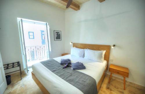 Birgu Casa | Sumptuous townhouse with roof terrace AGAL1-1