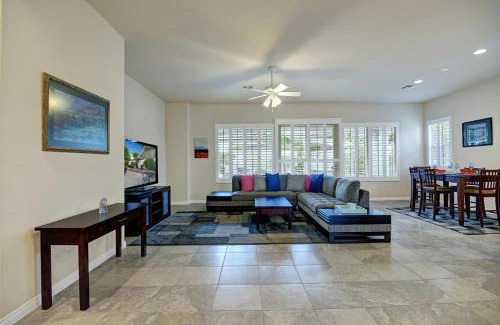 Indio Casa | Sun City Fun - Meredith Lodging