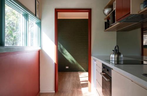 Campbell Apartamento | Sun filled 1BR APT 2 mins to Legacy Park - Hosted by Canstay