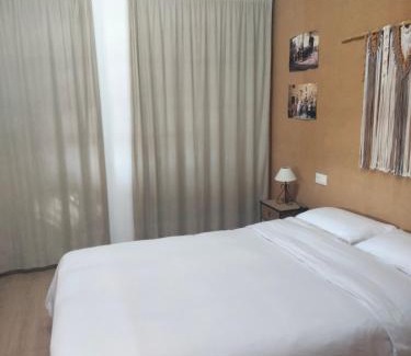 Los Arenales del Sol Casa | Sun & Palm Trees