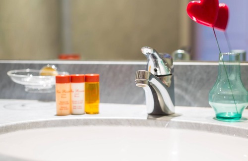 Cannes City Centre Hotel | Sun Riviera