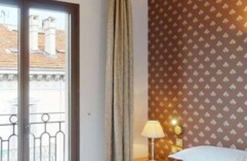 Cannes City Centre Hotel | Sun Riviera