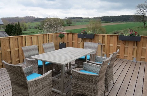 Sandebeck Apartamento | terraza con excelentes vistas, la relajación en el borde de Eggegebirge