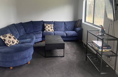 Golden Beach Casa | Sunburst Getaway - Sleeps 9