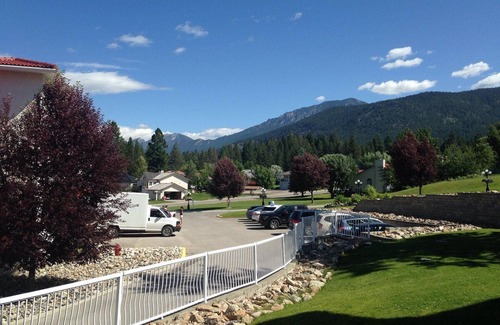 East Kootenay Complejo | Sunchaser Vacation Villas @ Riverside June 17-24