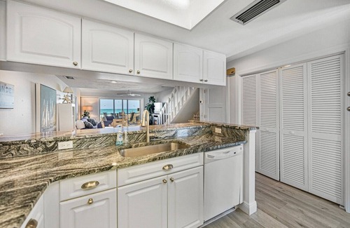 Boca Grande Casa | Sundown 26 - Beachfront - 2 bed / 2.5 Bath - Close to Boca Grande Village - Sleeps 4