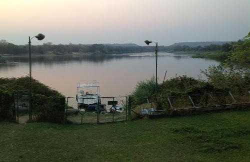 Matabeleland North Cabina | Sundowner Lodge