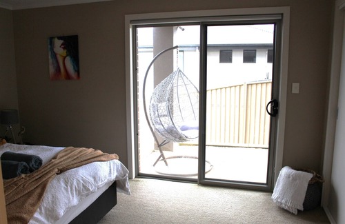 Newnham Casa | Sunny Modern 3 Bedroom Townhouse