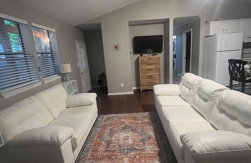 Fairfield Bay Casa | Sunny Stay in Fairfield Bay! 2 bedroom house with boat parking