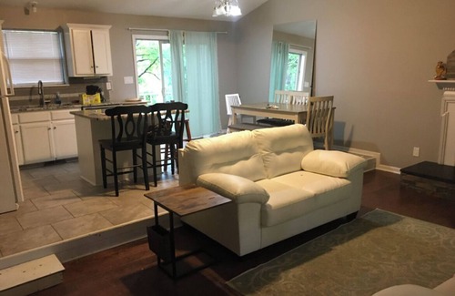 Fairfield Bay Casa | Sunny Stay in Fairfield Bay! 2 bedroom house with boat parking