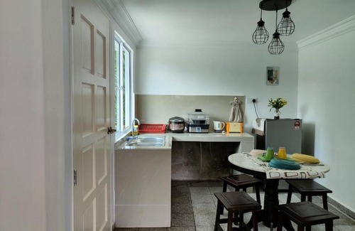 Ranau Casa | Sunrise Bedrooms and Transit