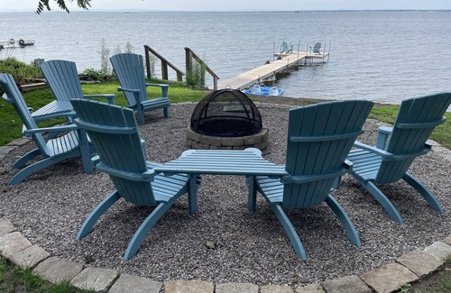 Constantia Casa | Sunrise to Sunset Lakehouse Rental ¡Nuestro lugar feliz frente al mar!