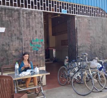 Kampong Cham Cama Y Desayuno | SunRise Villa