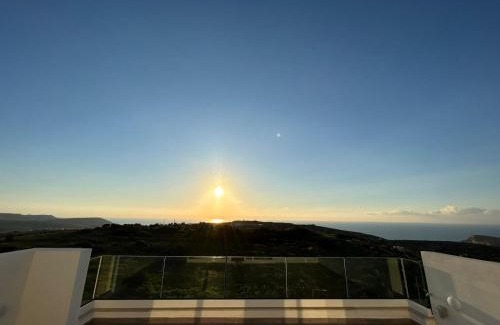 Ta' Pennellu Apartamento | Sunset and Seaview Apartment -Brand New