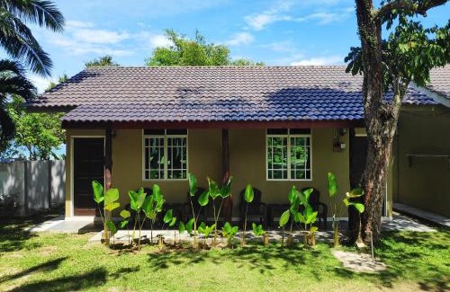 Air Hangat Casa | Sunset Bay Cottage
