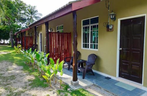Air Hangat Casa | Sunset Bay Cottage