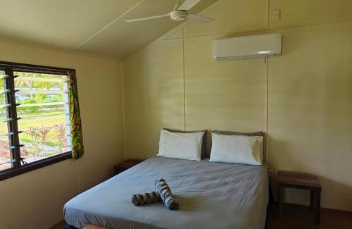 Aitutaki Hotel | Sunset Bungalows
