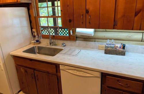 Unaka Cabina | SUNSET COVE LAKE CABIN