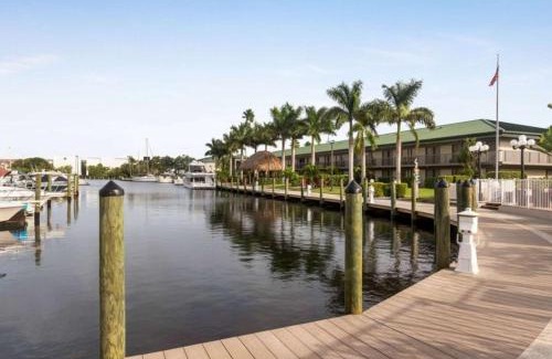 Trailer Estates Apartamento | Sunset Cove - Water View