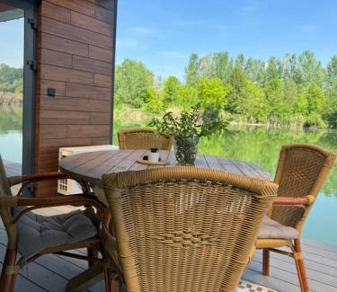 Rusovce Alquiler De Eote | Sunset hausbot