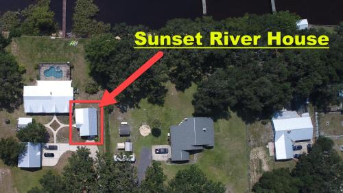 East Palatka Casa | Sunset River House