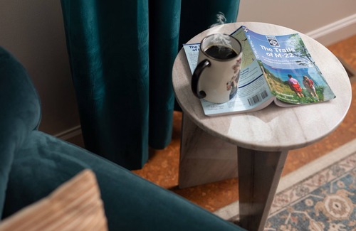 Lake Township Casa | Sunset Sauna| Crystal Lake Views| Family Game Room