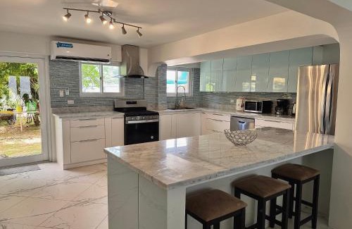 San Antonio Apartamento | Sunset Suite - Beach Front Estates