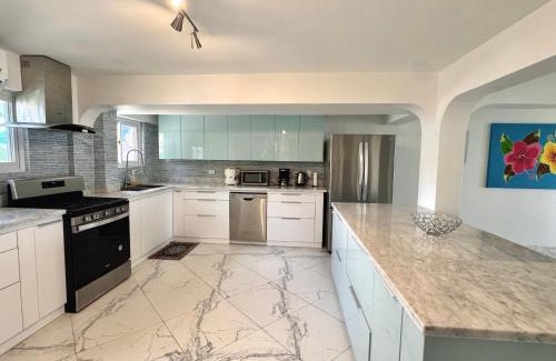 San Antonio Apartamento | Sunset Suite - Beach Front Estates