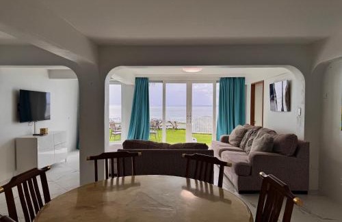 San Antonio Apartamento | Sunset Suite - Beach Front Estates