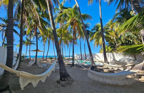 La Libertad Hotel | Sunset Surf Villa