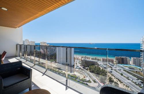 Benidorm Apartamento | Sunset Waves 18-35 Poniente Beach Resort