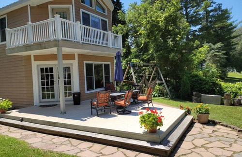 Broadalbin Casa | Sunsets on the Great Sacandaga Lake Rentals
