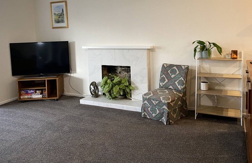 New Plymouth Casa | SUNSHINE COTTAGE - WESTOWN