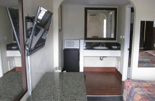 San Bernardino Hotel | Sunshine Motel