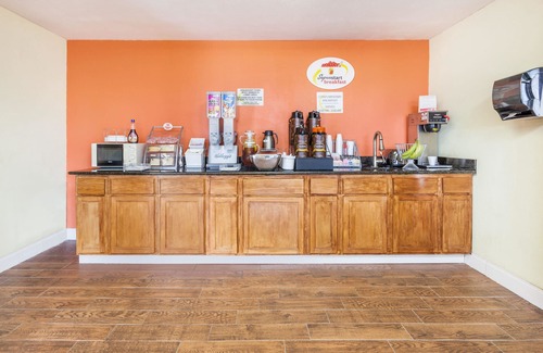 Brookhaven Hotel | Super 8 by Wyndham Brookhaven