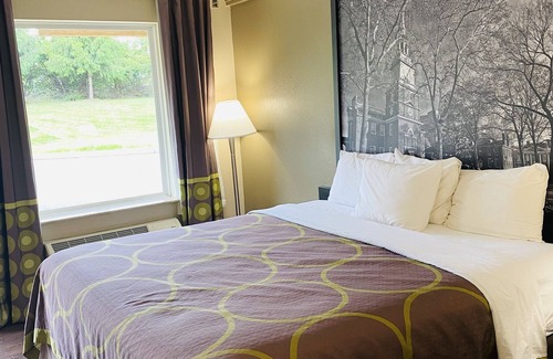 Danville Hotel | Super 8 by Wyndham Danville