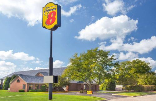 Dodgeville Hotel | Super 8 by Wyndham Dodgeville