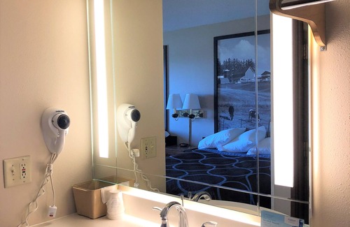 Dodgeville Hotel | Super 8 by Wyndham Dodgeville